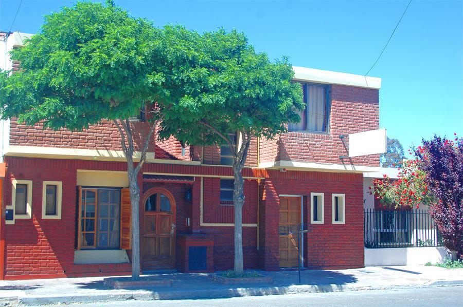 تريليو Hostel El Agora المظهر الخارجي الصورة